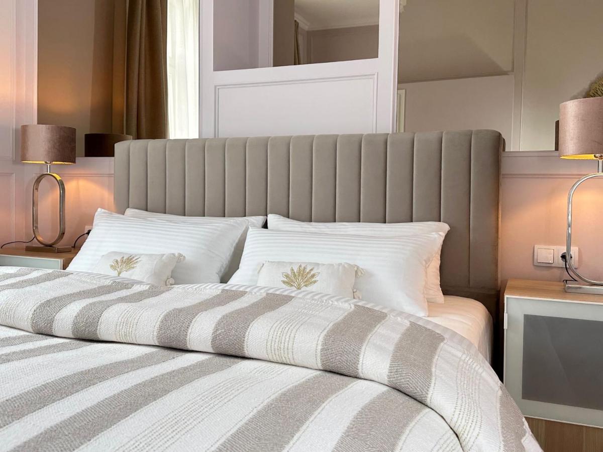 Villa Gloria - Fewo Suite บาเดนไวเลอร์ ภายนอก รูปภาพ
